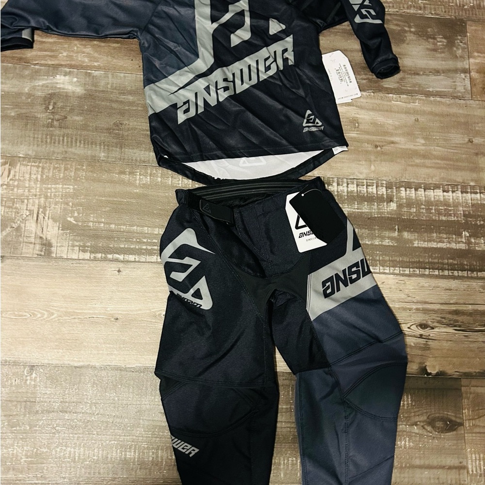 Motorcross jersey and riding pants